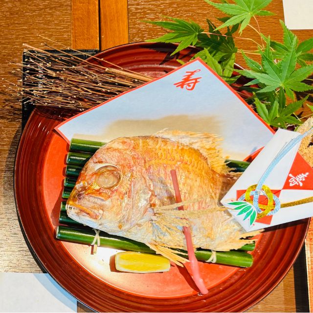 木曽路のお食い初めの鯛の画像